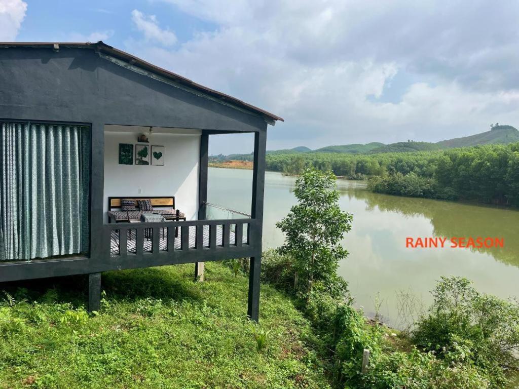 Nguyen Shack Retreat Resort Фонгня Екстер'єр фото