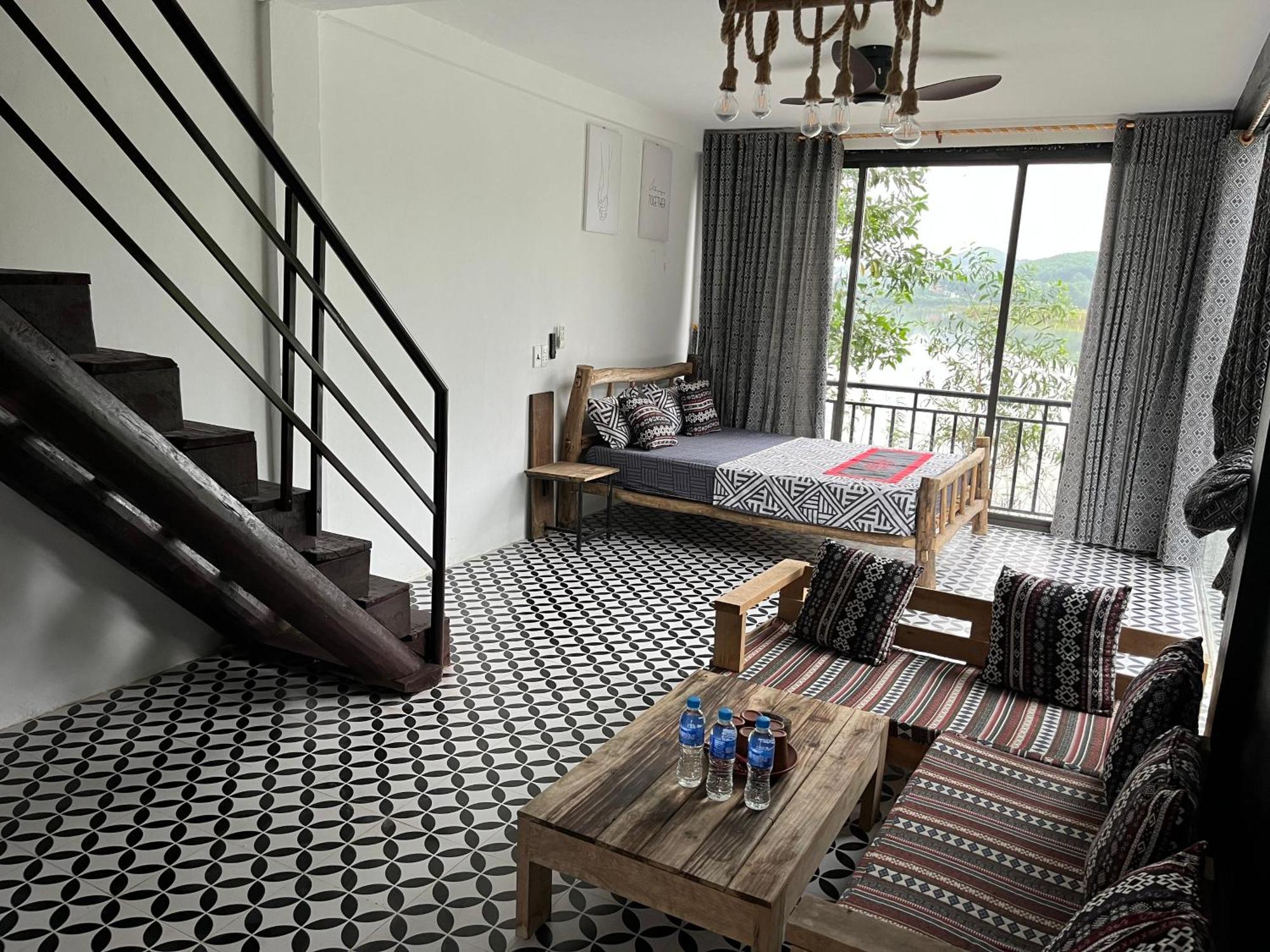 Nguyen Shack Retreat Resort Фонгня Екстер'єр фото
