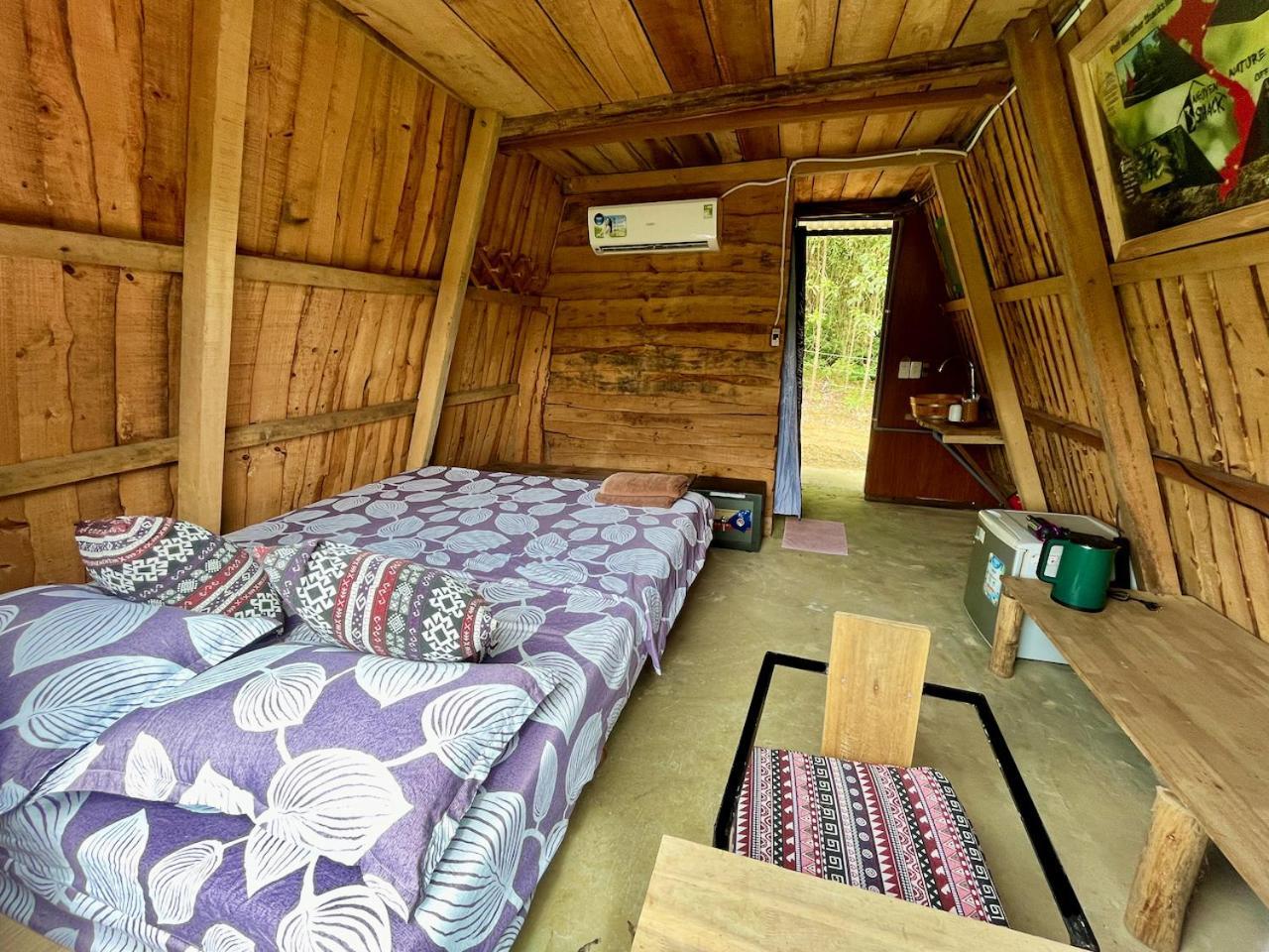 Nguyen Shack Retreat Resort Фонгня Екстер'єр фото