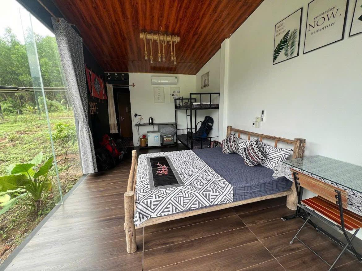Nguyen Shack Retreat Resort Фонгня Екстер'єр фото